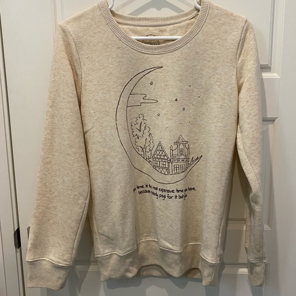 2/$25 Tan/Beige Crewneck Sweater Moon and House Graphic Size M - Picture 1 of 5